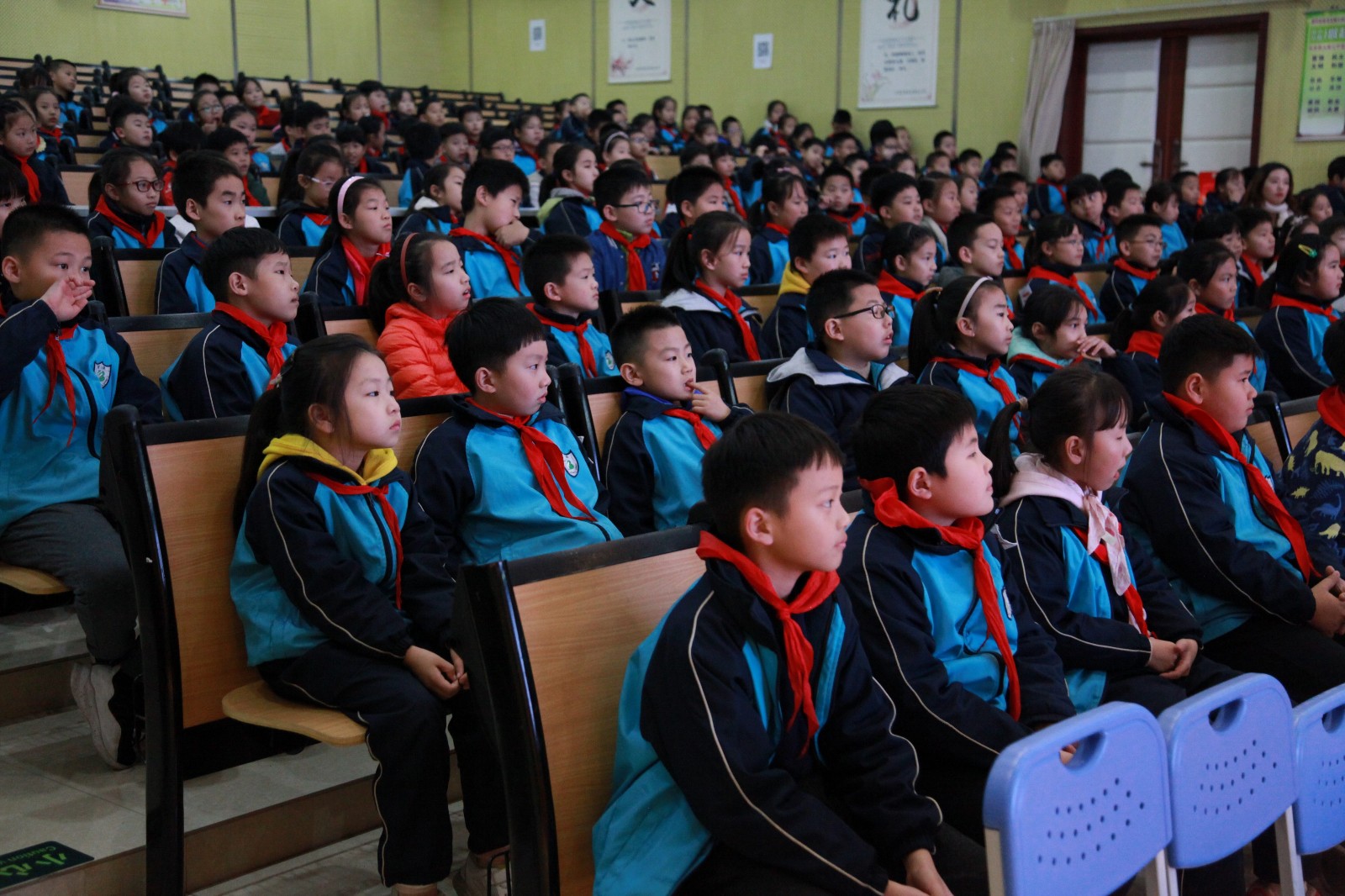 封浜小学开展三年级家长开放日活动